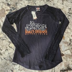 Ladies Harley Davidson shirt